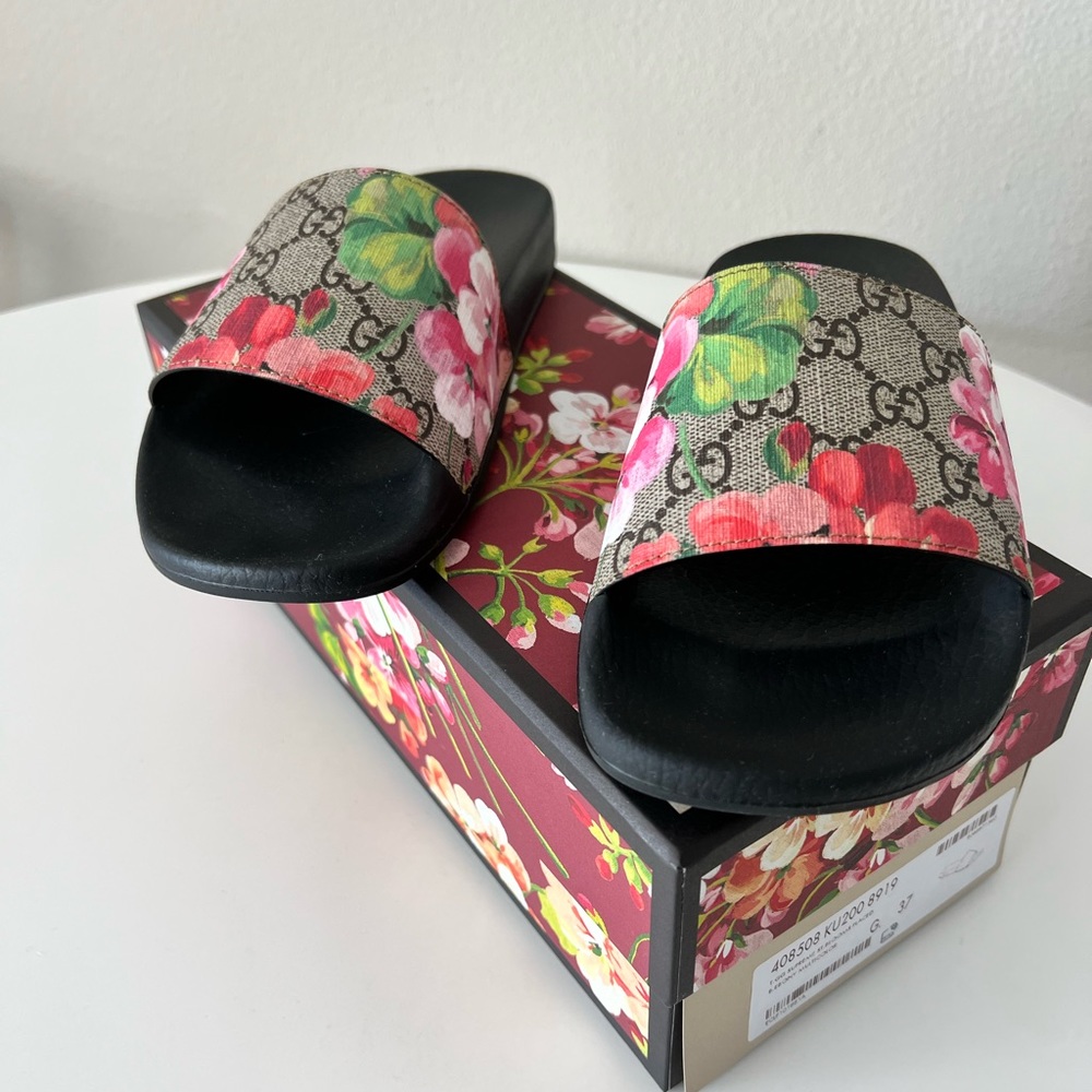 Gucci Slides